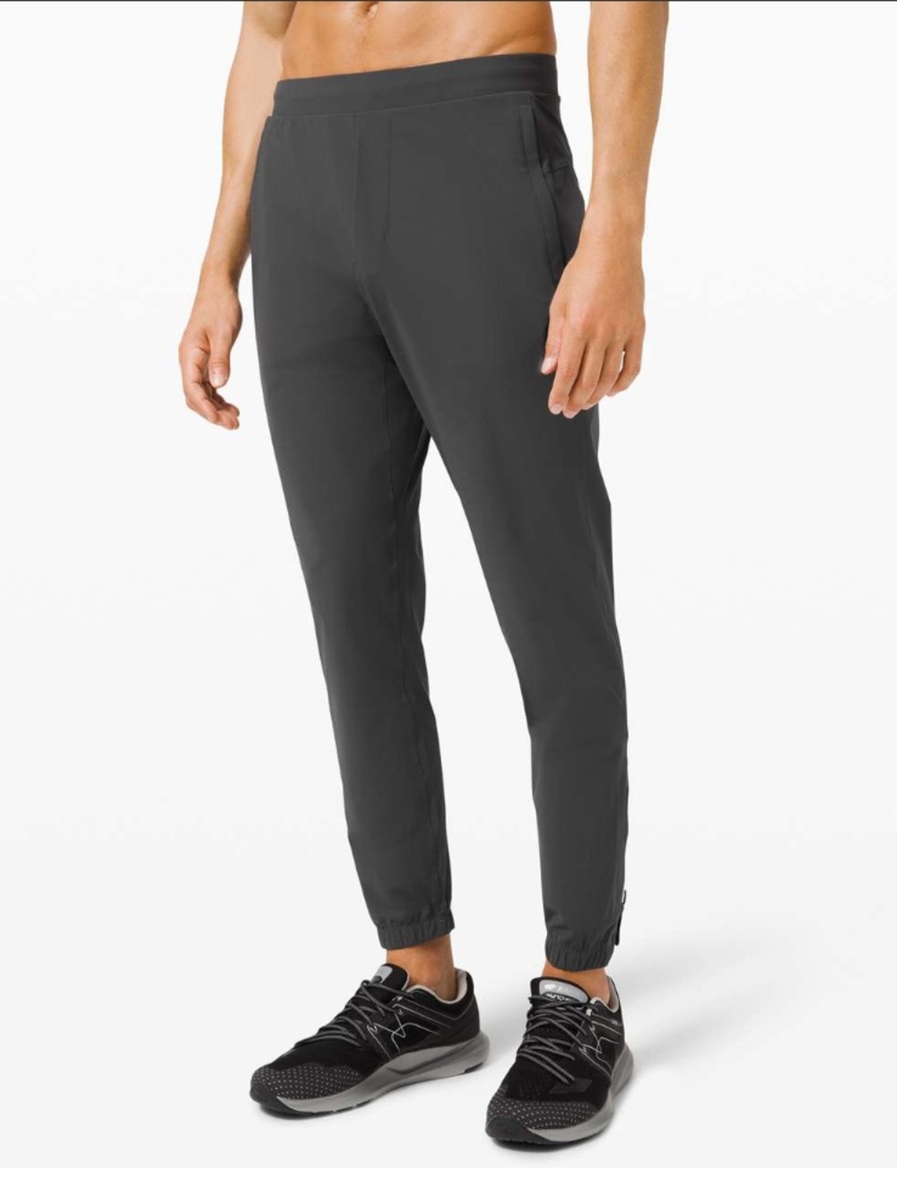 Lululemon Surge Jogger Shorter 27"
Graphite Grey men’s large athletic pants